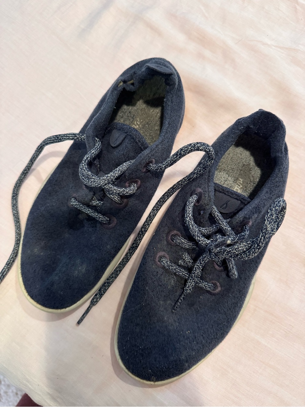 allbirds Women’s Navy Wool Lace-Up Sneakers
